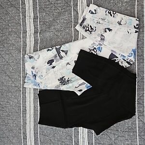 Athleta capri legging bundle, size medium